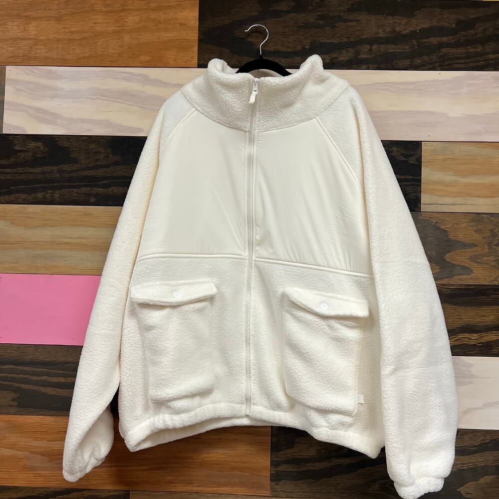 Blogilates Sherpa Fleece Jacket Soft White Hooded Full Zip 1X NWT